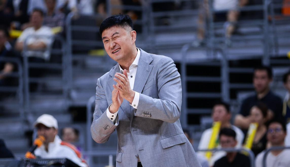 bet365-拿过11冠被淘汰也不遗憾!粤媒喷杜锋:这么说你问过老板队员吗